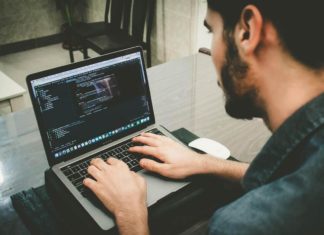 Tendances CX en 2021 : une nouvelle ère pour l’engagement client dans la tech ?