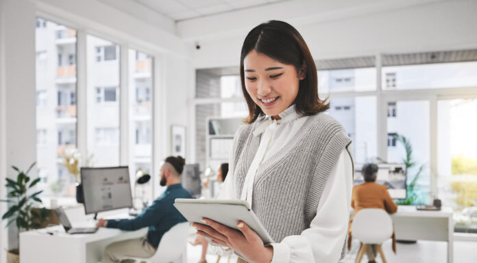 ADP : Face à la pénurie de talents au sein de leur service de paie, les entreprises internationales misent sur la formation, l’externalisation et l’IA