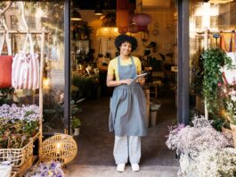 Younited enrichit son offre marchands avec le paiement fractionné en 3x/4x et un programme de cashback